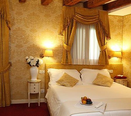 Casa Dei Cavalieri Apartment เวนิส ภายนอก รูปภาพ