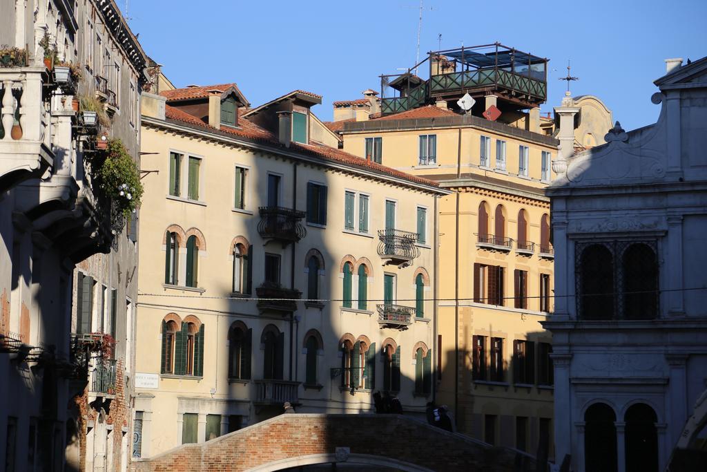 Casa Dei Cavalieri Apartment เวนิส ภายนอก รูปภาพ