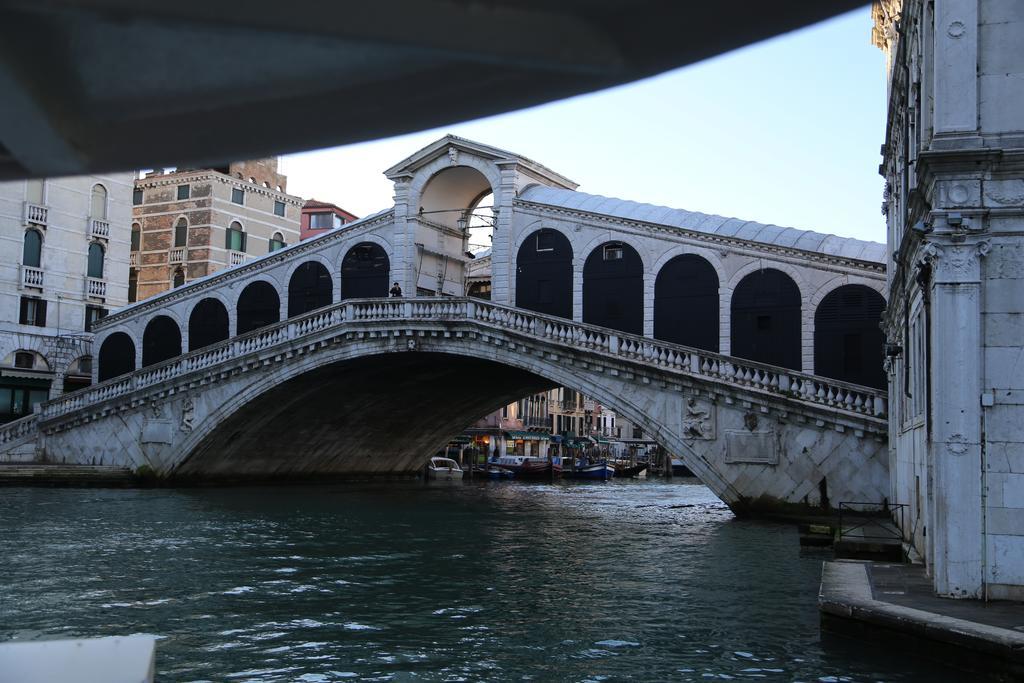 Casa Dei Cavalieri Apartment เวนิส ภายนอก รูปภาพ