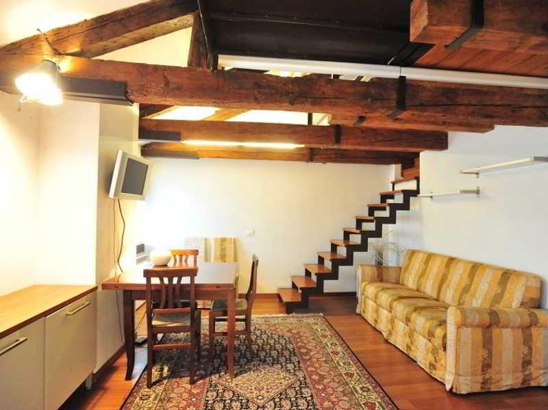 Casa Dei Cavalieri Apartment เวนิส ภายนอก รูปภาพ