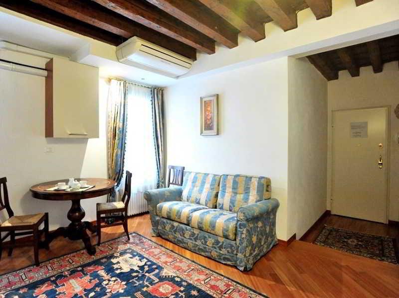 Casa Dei Cavalieri Apartment เวนิส ภายนอก รูปภาพ